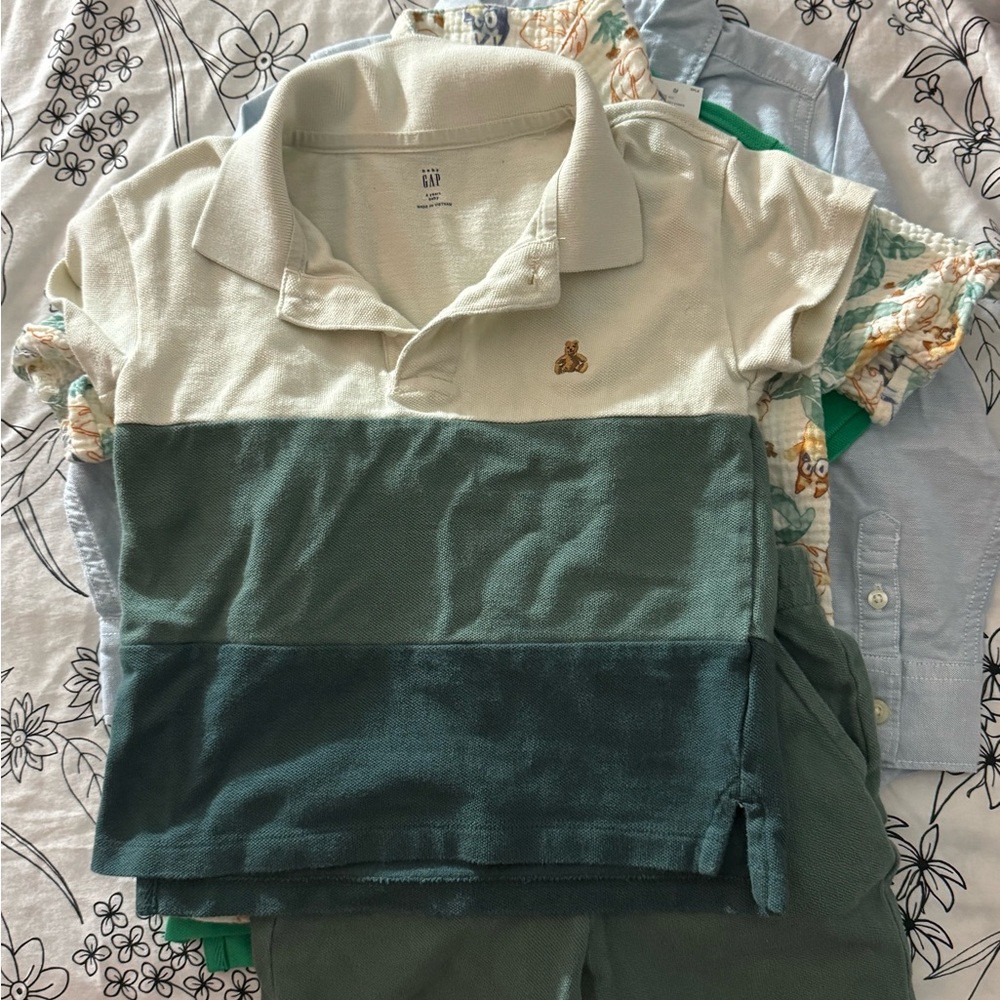 GAP Two-Tone Green Polo Shirt